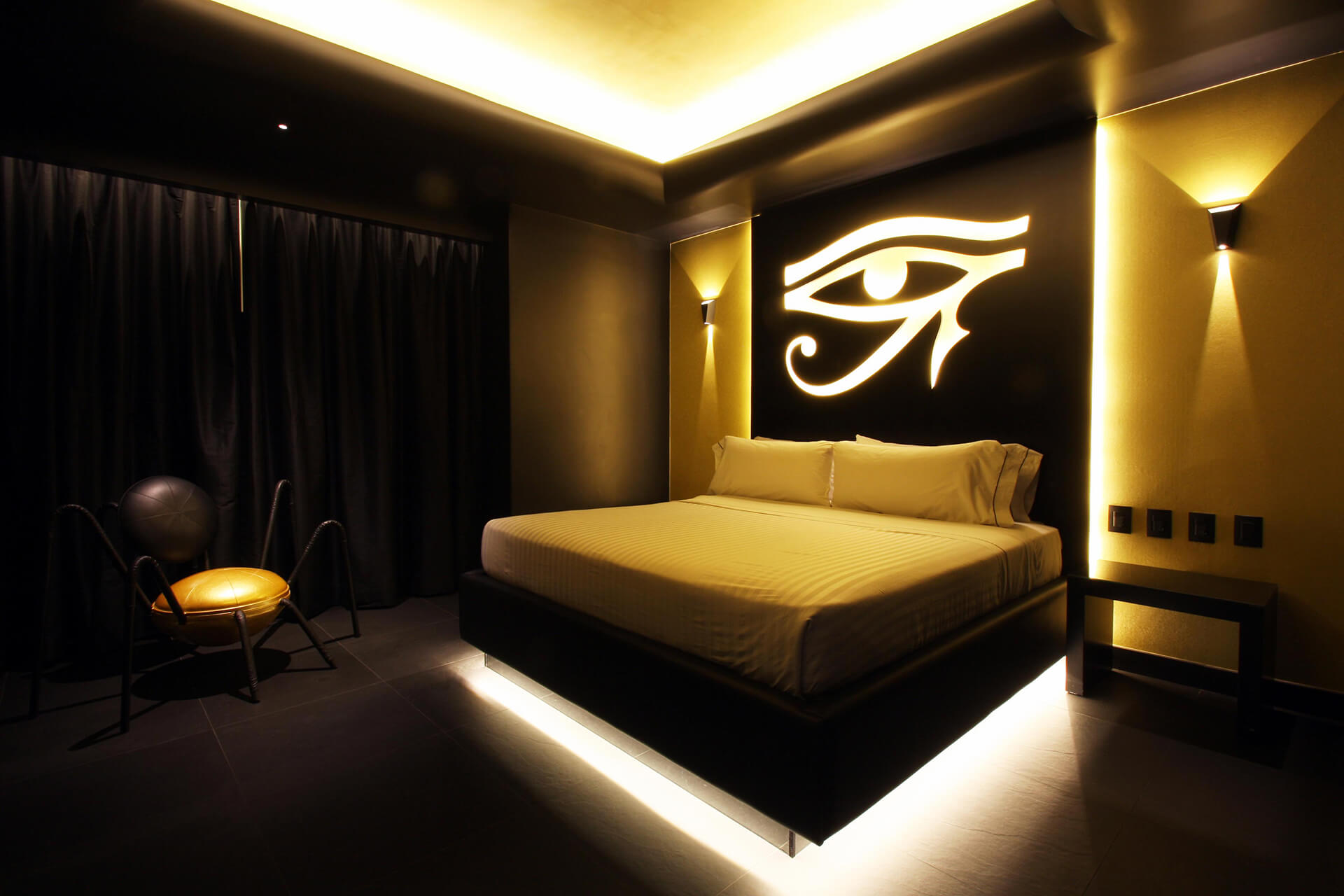 suite-tutankamon-motel-premier-8